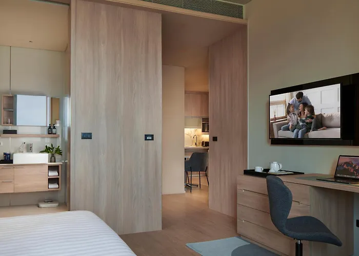 Somerset Sukhumvit Thonglor Hotel 4*